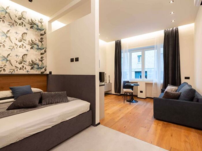 Appartamento bilocale in affitto in Via dei Cybo, Pasteur, Milano