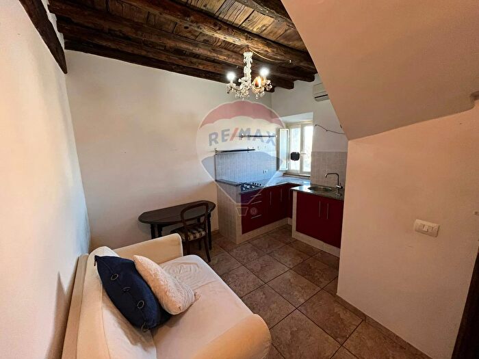 Appartamento monolocale in vendita in Corso Giuseppe Mazzini, Vignanello