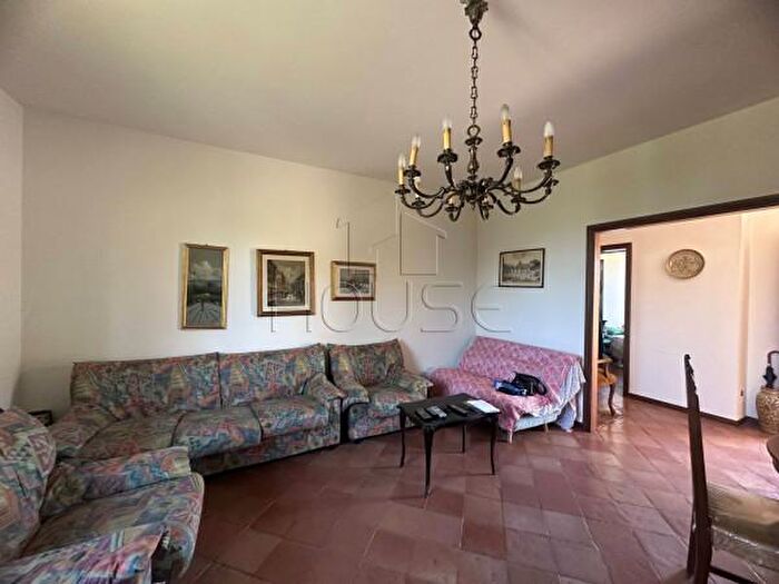 Casa con 5 locali in vendita in Via Tommaso Marinetti, Citta Di Castello