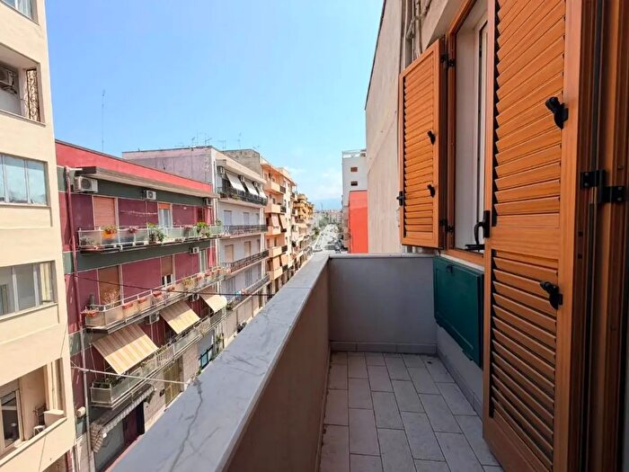 Appartamento trilocale in vendita in Via Michele Barbaro, Reggio di Calabria