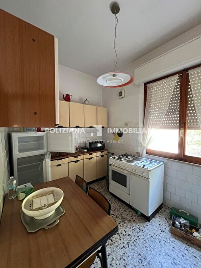 Appartamento con 7 locali in vendita in Via Duccio Galimberti, Montepulciano