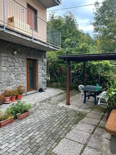 Appartamento trilocale in vendita in Piazza Umberto I, Fiumalbo