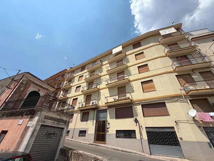 Appartamento quadrilocale in vendita in Via SantAntonio, Modica