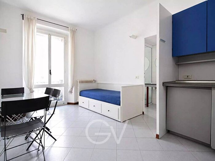 Appartamento bilocale in affitto in viale Piceno, Plebisciti Susa, Milano