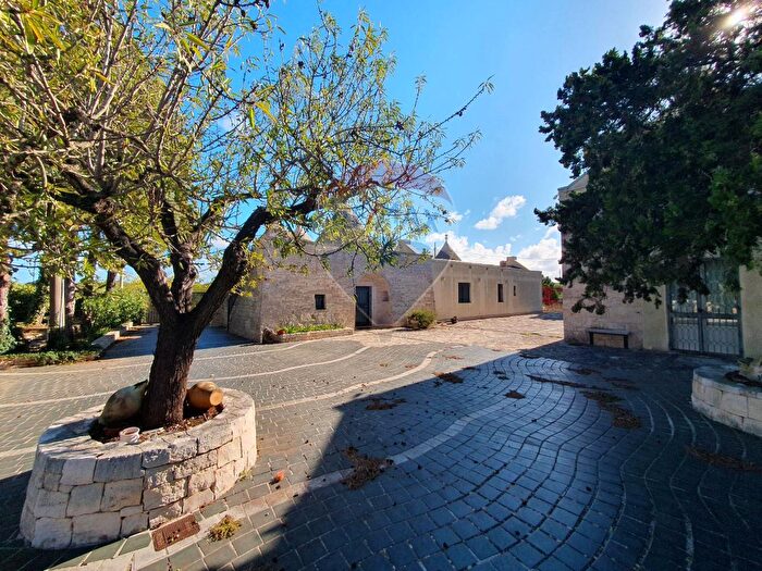 Casa con 7 locali in vendita in Strada Monte Tre Carlini, Martina Franca