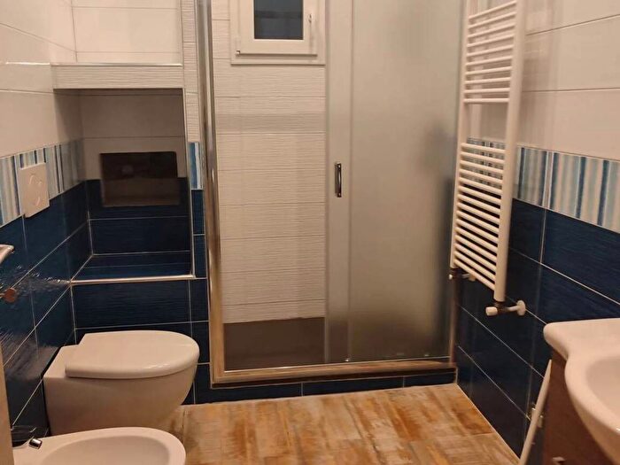 Appartamento trilocale in affitto in Via Erpidio Berno, San Fruttuoso, Genova