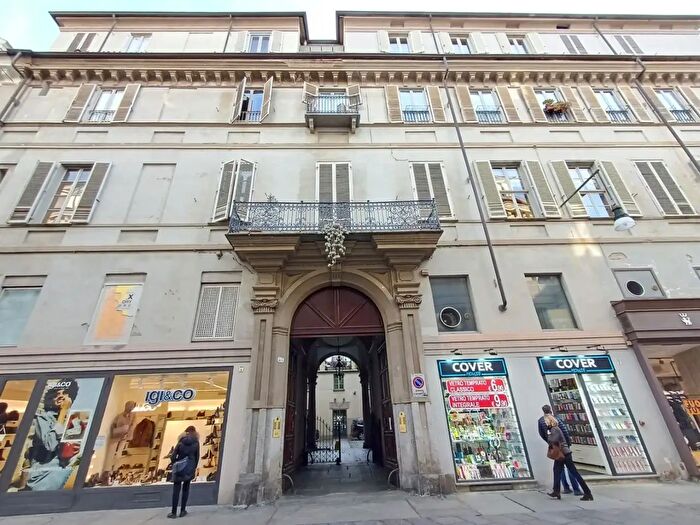 Appartamento monolocale in affitto in Via Garibaldi, Torino
