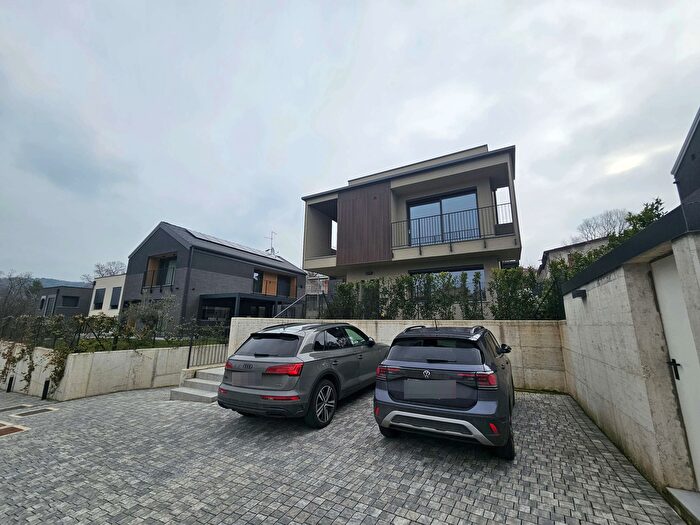 Appartamento bilocale in vendita in Via dei Gelsi, Colverde