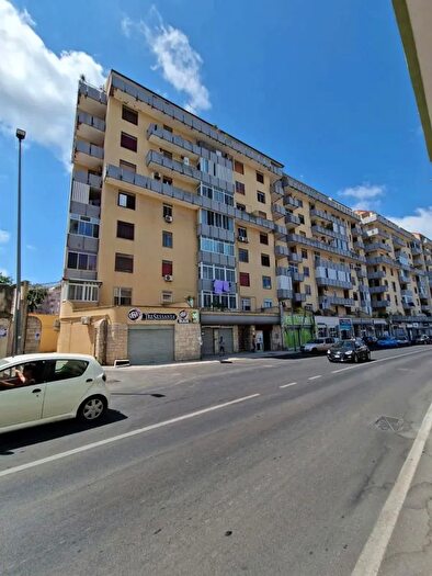 Appartamento con 5 locali in vendita in Via Provinciale per San Vito, Brindisi