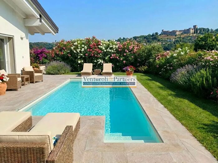 Casa con 5 locali in vendita in Via Taccone, Padenghe Sul Garda