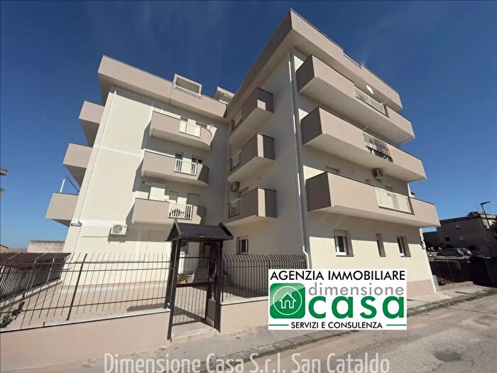 Appartamento in vendita in Via Genova, San Cataldo