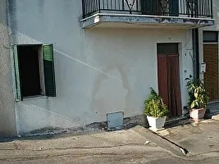 Casa quadrilocale in vendita in Casalanguida