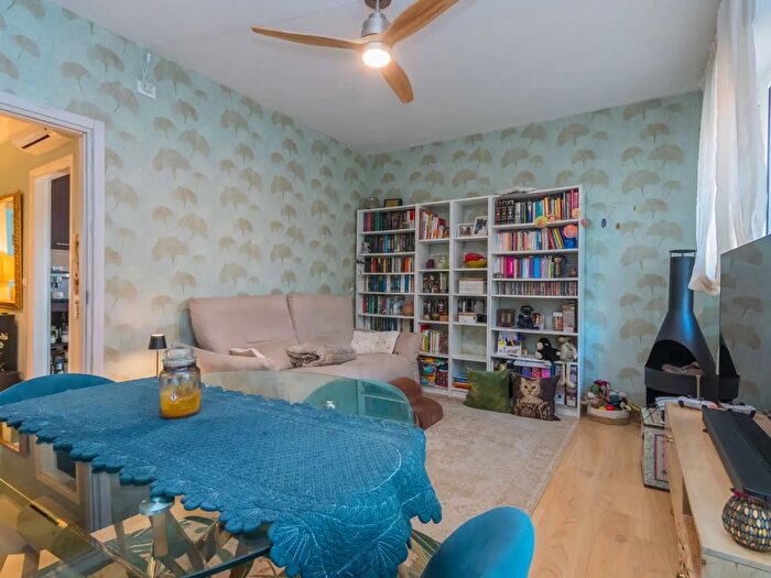 Appartamento trilocale in vendita in Viale Garibaldi, Venezia
