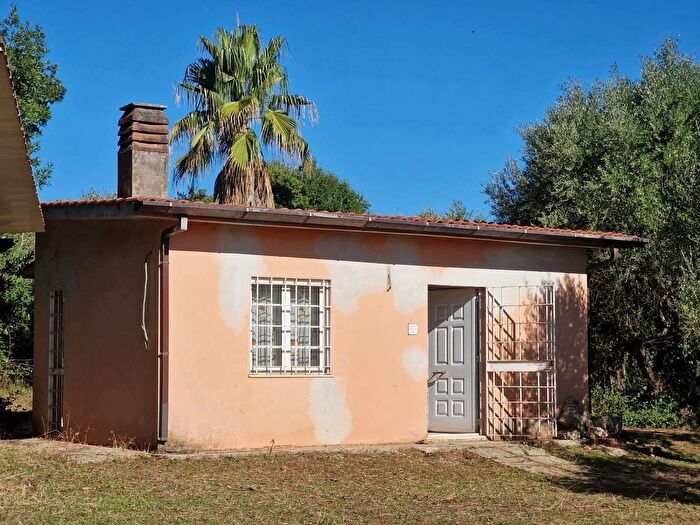 Casa trilocale in vendita in Via Olivelle Pontine, Bassiano