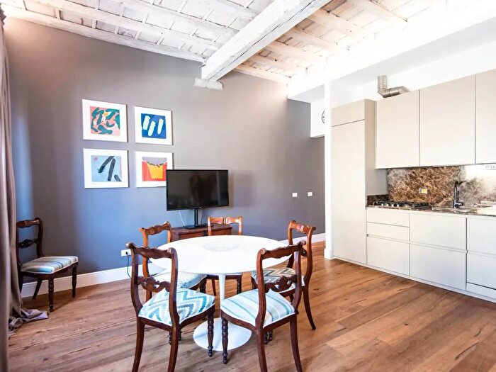 Appartamento quadrilocale in affitto in Firenze