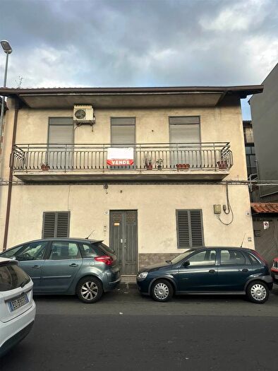 Casa con 6 locali in vendita in Via Alfredo Nobel Misterbianco, Misterbianco