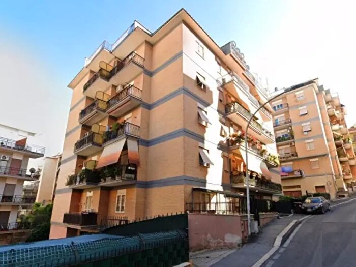 Appartamento quadrilocale in vendita in Via Enrico Toti, Tivoli