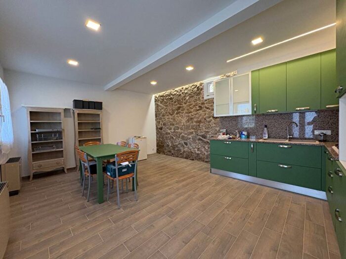 Casa con 6 locali in affitto in Via Bagnara Bassa, Zovon, Vo