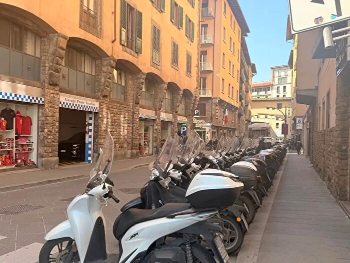 Appartamento quadrilocale in vendita in Firenze