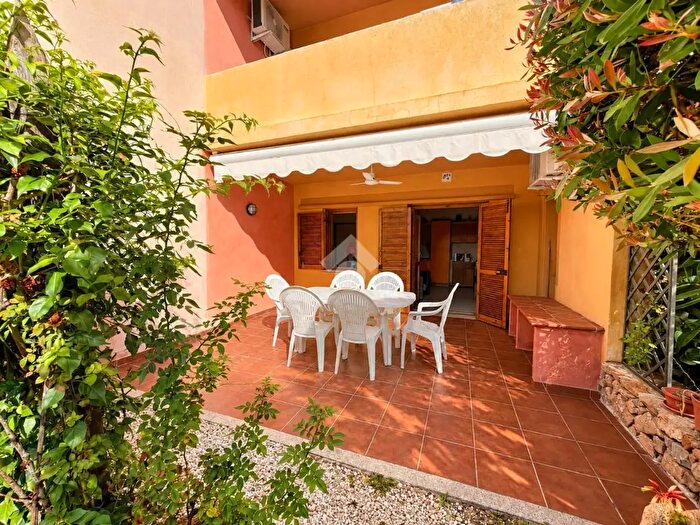 Appartamento trilocale in vendita in Localita ' Capo Coda Cavallo, San Teodoro