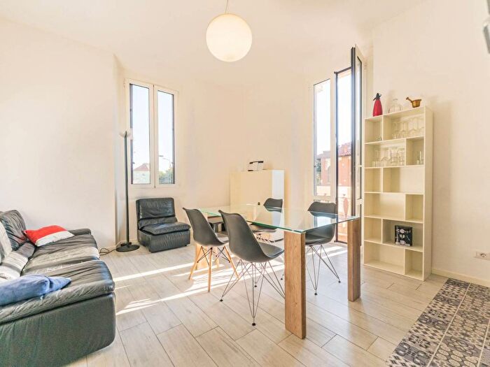Appartamento trilocale in affitto in Via Arbe, Maggiolina, Milano
