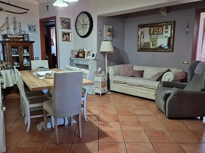 Appartamento con 5 locali in vendita in Civitanova Marche