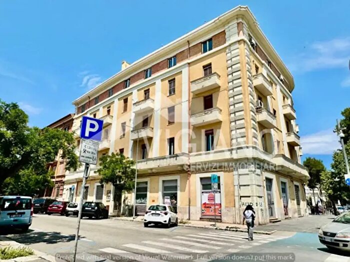 Appartamento quadrilocale in vendita in Via Vincenzo della Rocca, Foggia