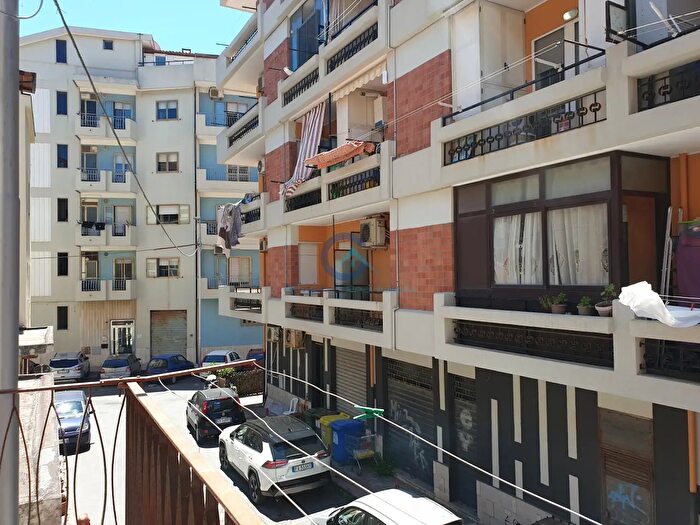 Appartamento trilocale in affitto in Catanzaro