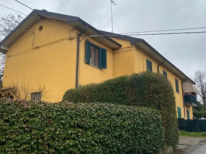 Appartamento trilocale in vendita in Via Val di Setta, Sasso Marconi