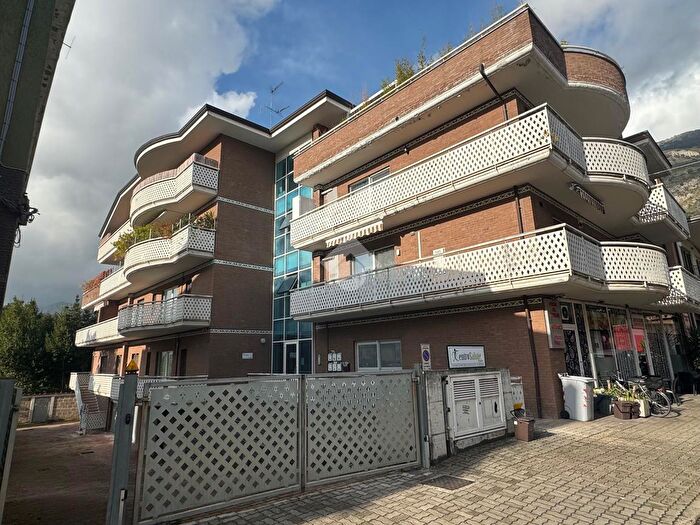 Appartamento quadrilocale in vendita in Corso Campano, Venafro