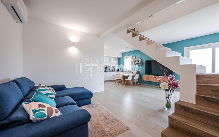 Appartamento quadrilocale in vendita in Via Coronella, Conselice