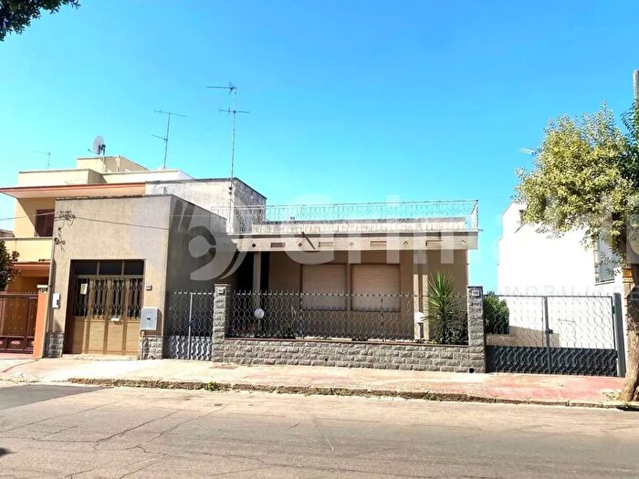 Casa in vendita in Via Alcide De Gasperi, Sannicola