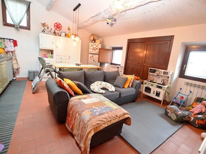 Appartamento trilocale in vendita in Lucca