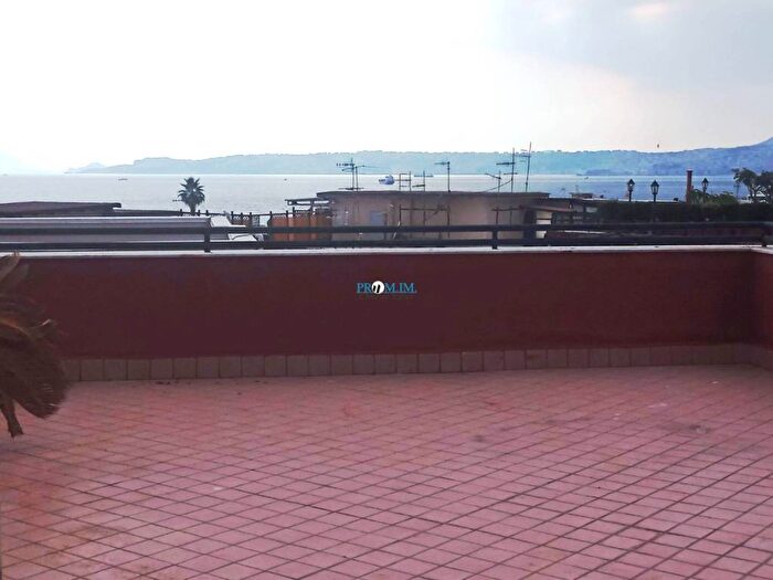 Appartamento quadrilocale in affitto in Via Emanuele Gianturco, Portici