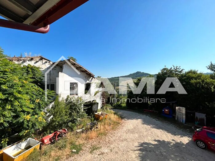 Casa con 8 locali in vendita in Via Sonsa, Bertinoro