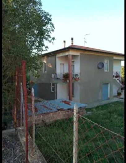 Appartamento trilocale in vendita in Località Prata, Suvereto