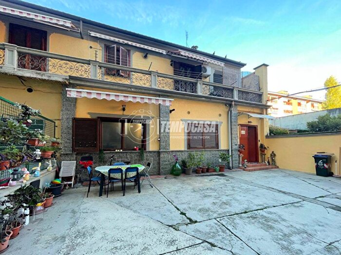 Appartamento quadrilocale in vendita in Via Caluso, Torino