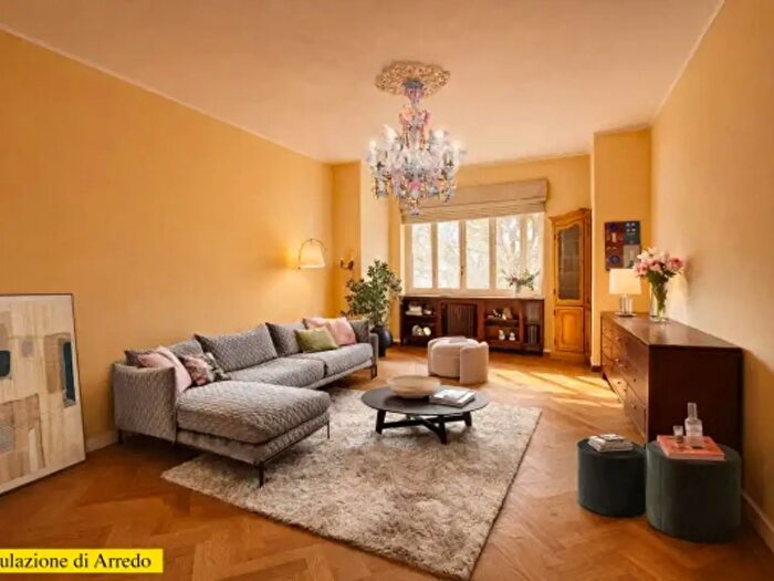 Appartamento con 6 locali in vendita in Corso Re Umberto, Torino