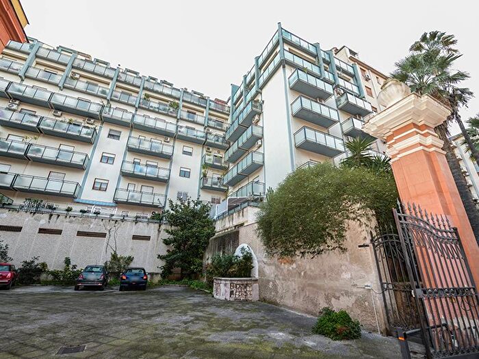 Appartamento quadrilocale in affitto in Via Claudio Monteverdi, Malaspina, Palermo