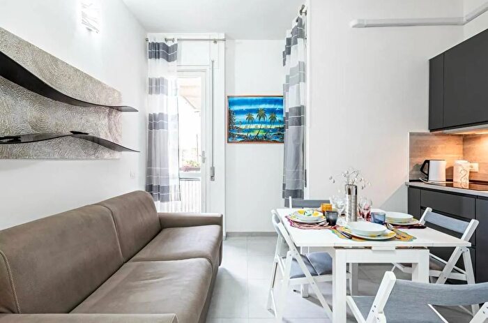 Appartamento bilocale in affitto in Via Baracca, Firenze