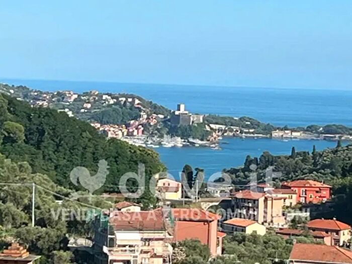 Casa quadrilocale in vendita in Via Croppo Croce Snc, La Spezia