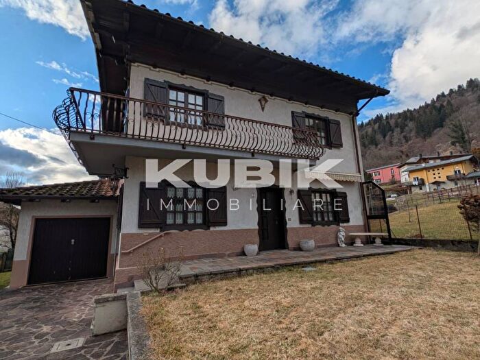 Appartamento quadrilocale in affitto in Via Dante Alighieri, Treppo Carnico, Treppo Ligosullo