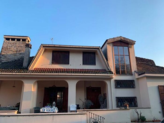 Casa con 6 locali in vendita in Via Casilina Sud, Frosinone