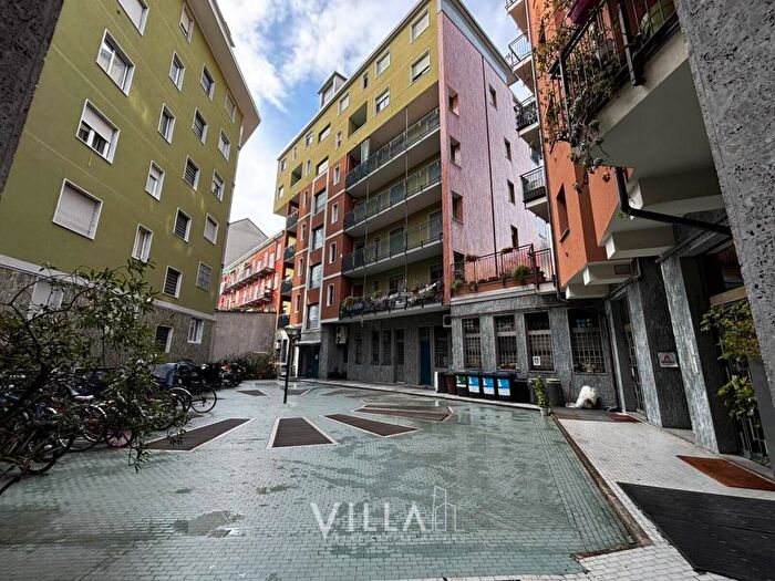 Appartamento trilocale in affitto in Via Bengasi, Cimiano, Milano