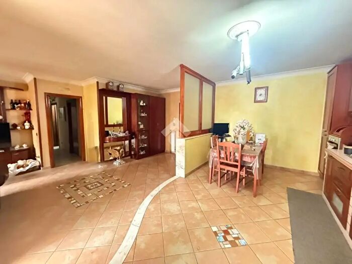 Appartamento trilocale in vendita in Via Enrico De Nicola, Melito Di Napoli