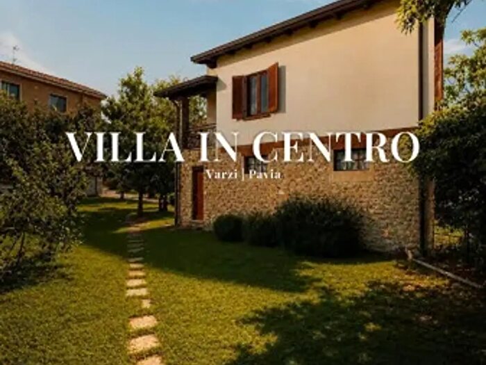 Casa trilocale in vendita in Via Alcide De Gasperi, Varzi