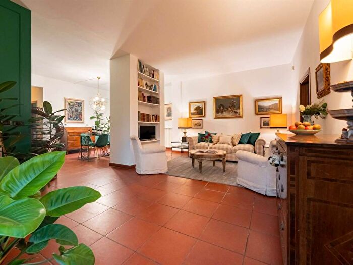 Appartamento con 5 locali in affitto in via Bolognese, Bolognese, Firenze