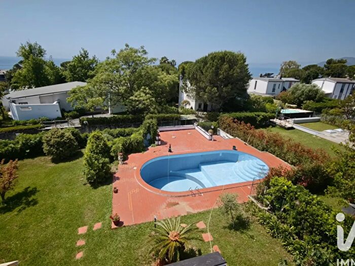 Casa con 13 locali in vendita in Via Pino, Arenzano