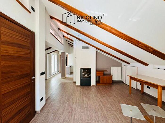 Appartamento bilocale in vendita in Località Bussia, Monforte DAlba