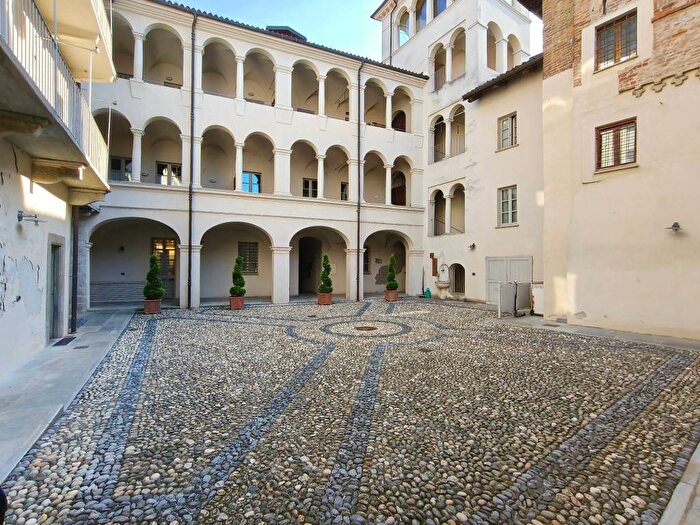 Appartamento trilocale in affitto in Via Angelo Spada, Centro, Racconigi